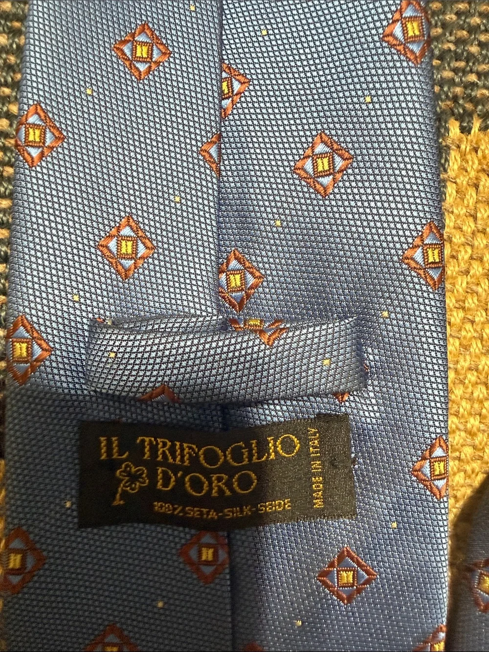 IL Trifoglio D’Oro Mens Blue Geometric Silk-Feel Tie